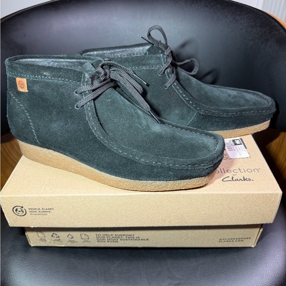 Clarks® Shacre Black Men\'s Suede Chukka Boots Sz 8 New